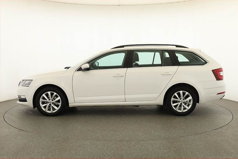 Škoda Octavia (2018) 1.6 TDI, Serv.kniha, Tempomat - fotka 3 z 16