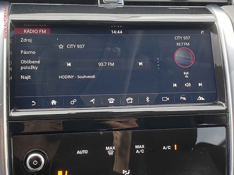 Land Rover Discovery Sport (2019) 2.0 TD4 D180 SE, AT, LED - fotka 18 z 21