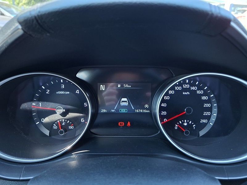 Kia Ceed 1,6 CRDI 136K M6 1.MAJ! - fotka 16 z 23
