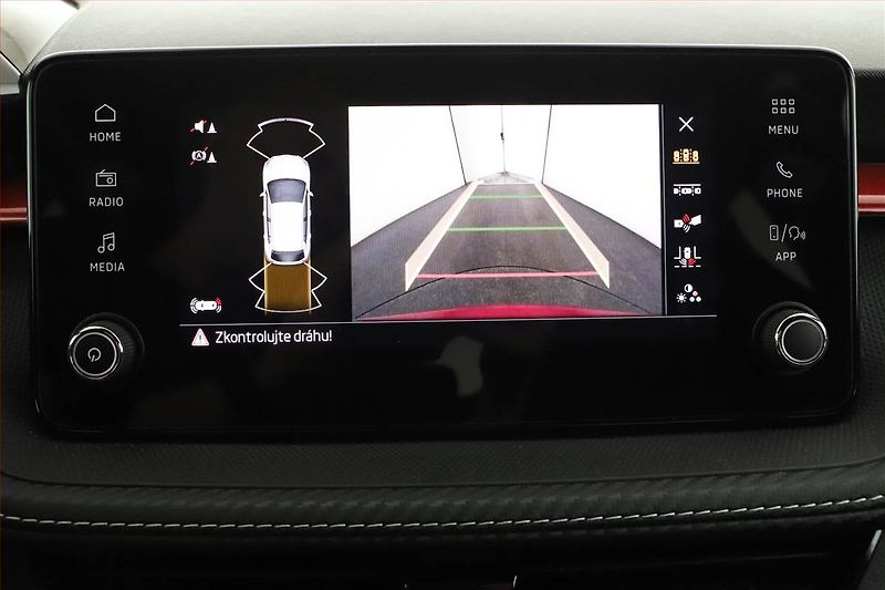 Škoda Fabia (2025) 1.0 TSI, MONTE CARLO, AUTOMAT - fotka 12 z 20