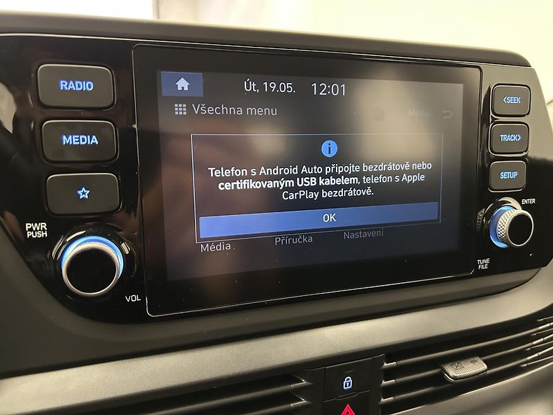 Hyundai i20 1.0 T-GDI Comfort DCT - fotka 11 z 22