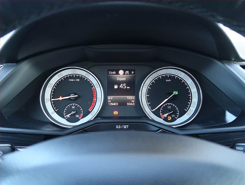 Škoda Superb (2019) Style 1.5 TSI, Automat - fotka 11 z 23