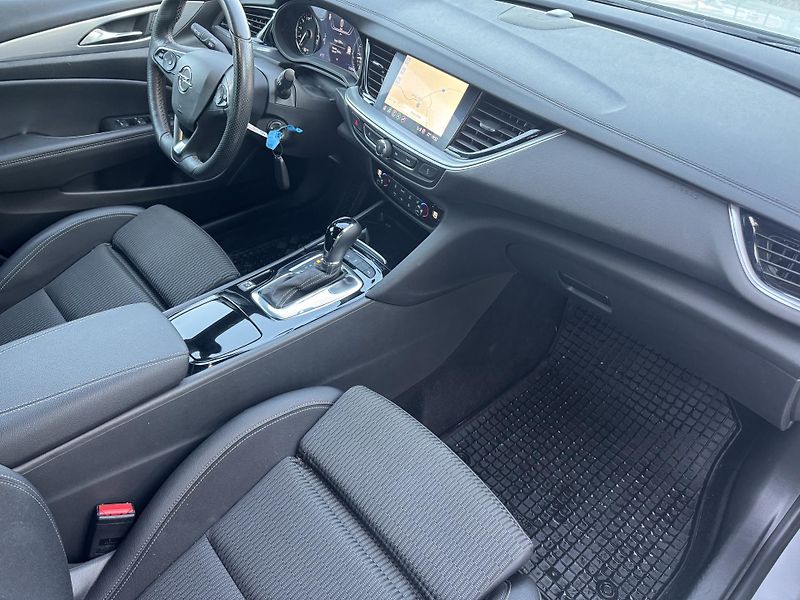 Opel Insignia (2022) 2.0CDTi 128kW AT/8 ELEGANCE ČR - fotka 9 z 29