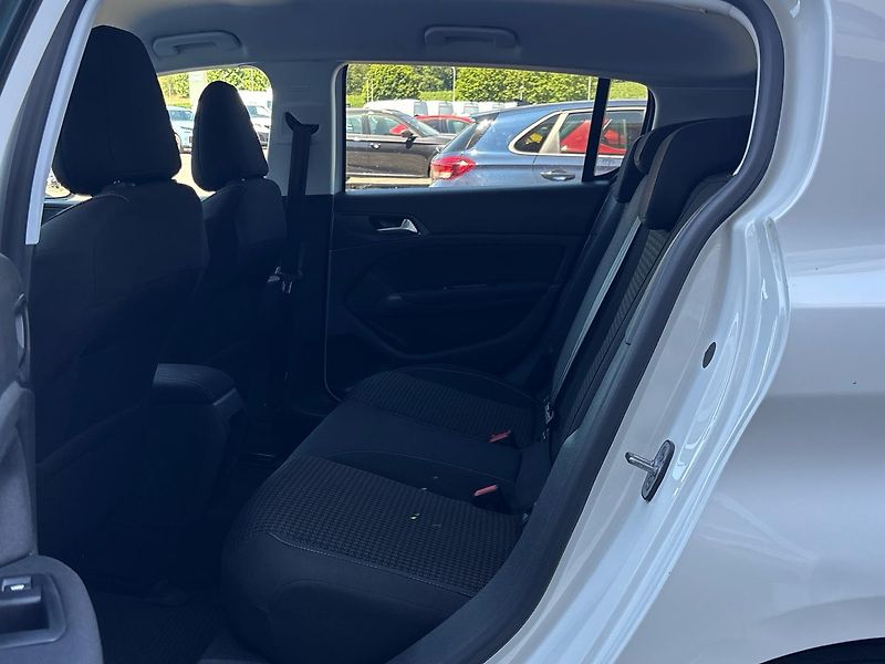 Peugeot 308 Active - fotka 8 z 22