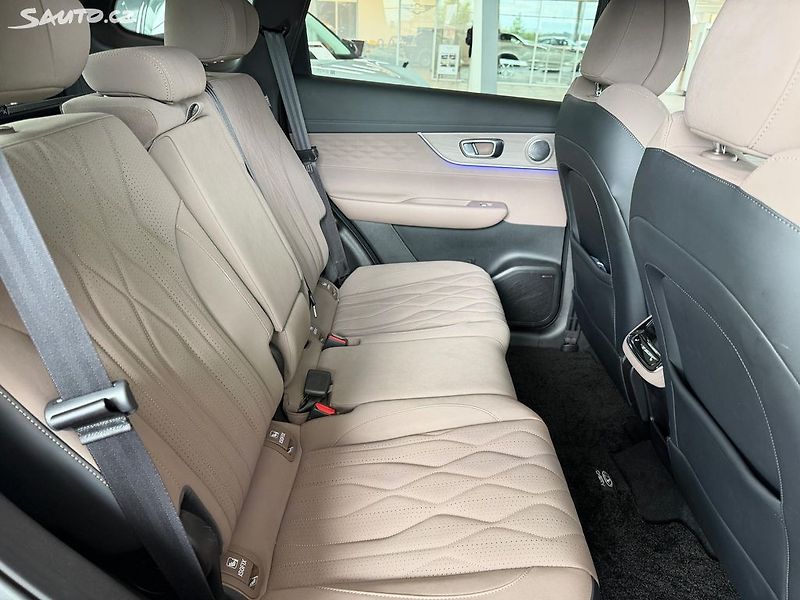 Chery Tiggo 8 PHEV UNIQUE FWD AUTOMAT - fotka 5 z 23