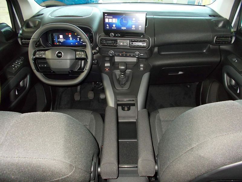 Opel Combo (2026) Edition Plus L1H1 1.2 TURBO (8 - fotka 16 z 33