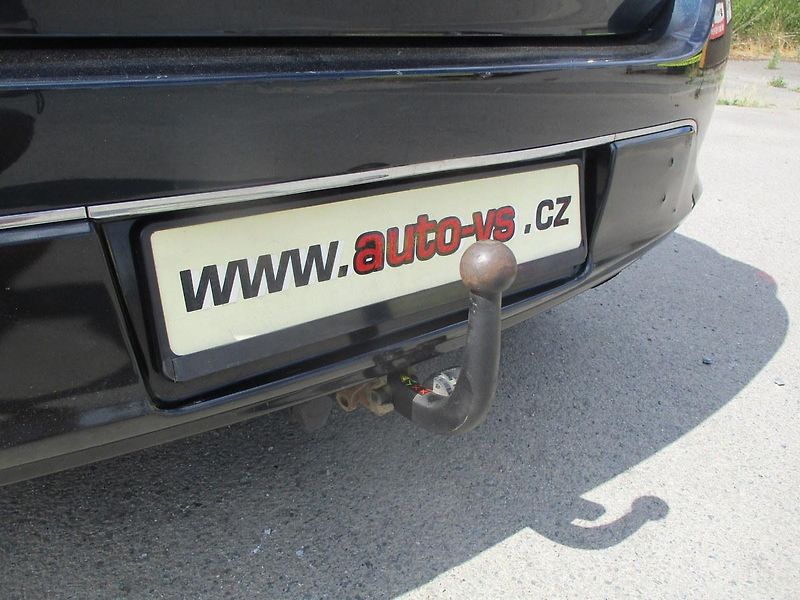 Toyota Auris 1.6i VVTi*AUTOM*NAVI*VÝHŘEV*TZ - fotka 46 z 47