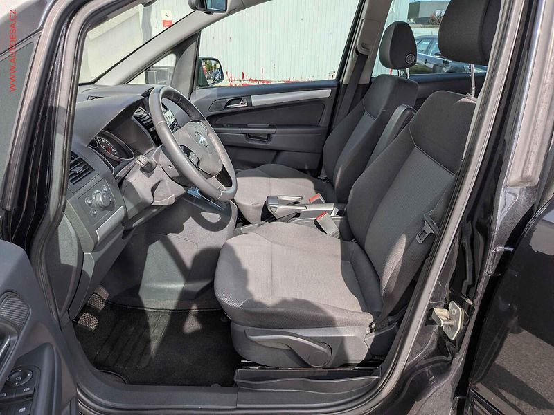 Opel Zafira (2013) 1.7 CDTi, 2.maj, AC, temp - fotka 10 z 17