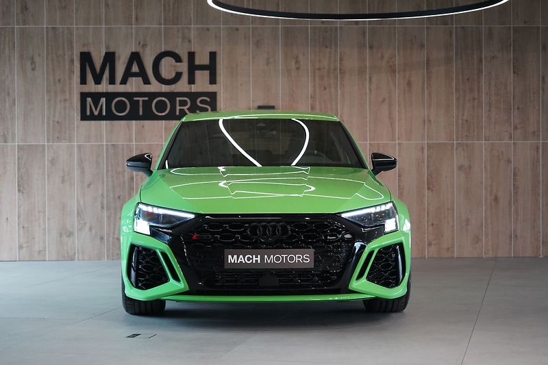 Audi RS 3 Sportback,Quattro, Matrix, B&O - fotka 3 z 44