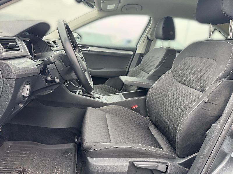 Škoda Superb (2022) AMBITION 2.0TDI 110kW DSG CZ - fotka 7 z 11