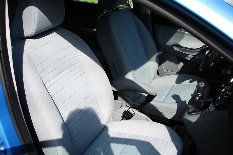 Ford C-MAX 1.6i 115PS KLIMA STK-ZADÁN! - fotka 11 z 34