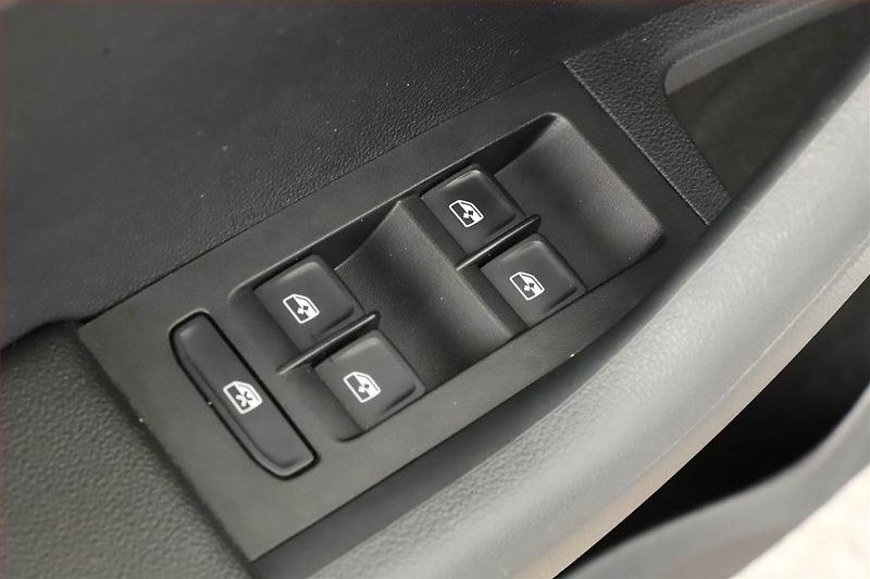 Škoda Octavia (2019) Style 2.0 TDI, 4X4, Automat - fotka 9 z 20