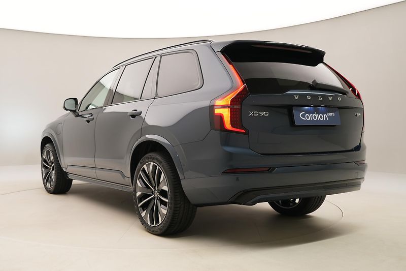Volvo XC90 (2026) T8 AWD Plug-in DARK PLUS 7m - fotka 10 z 67