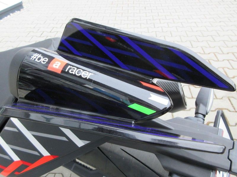 Aprilia (2026) Tuono V4 1100 Factory MY2026 - fotka 7 z 13