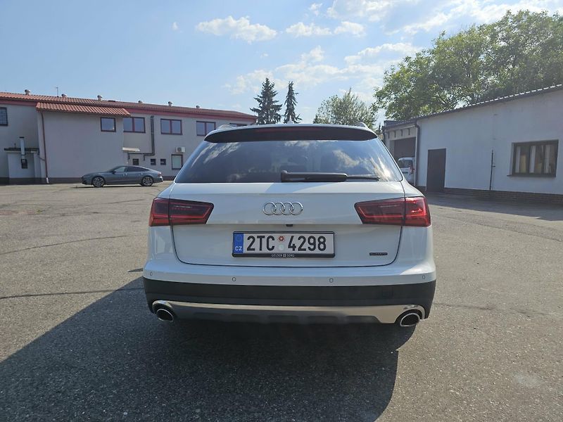 Audi A6 (2018) Allroad - fotka 5 z 34