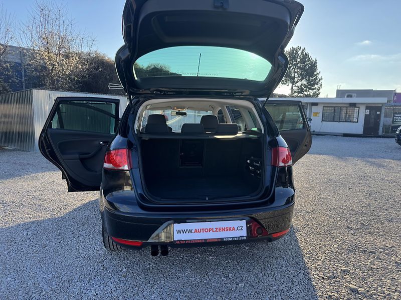Seat Altea XL,1.4TSi,rezervace - fotka 12 z 43