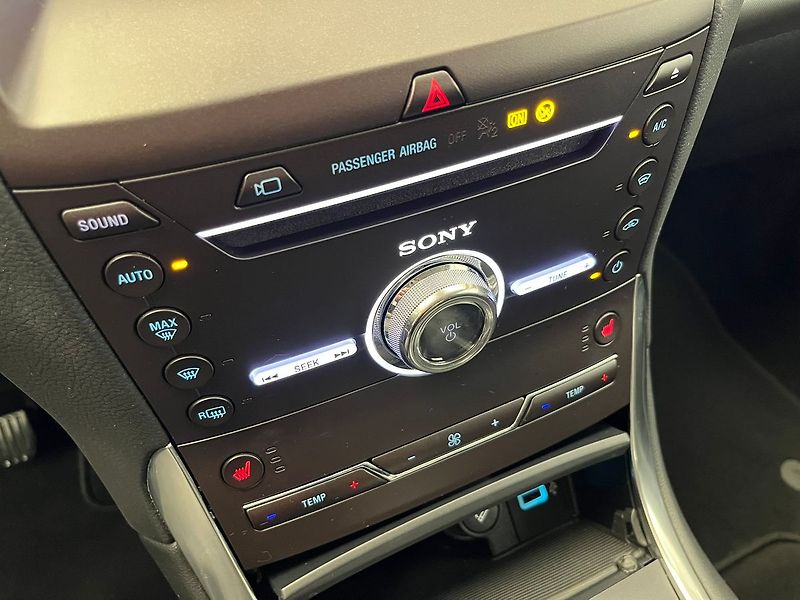 Ford Galaxy 2,5 HEV Titanium 7míst - fotka 24 z 70