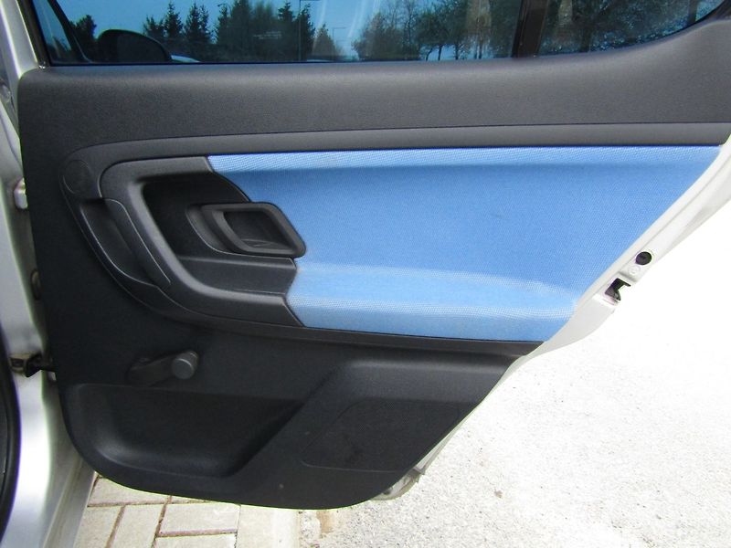 Škoda Fabia (2008) 1.4 TDI  59kW - fotka 24 z 32