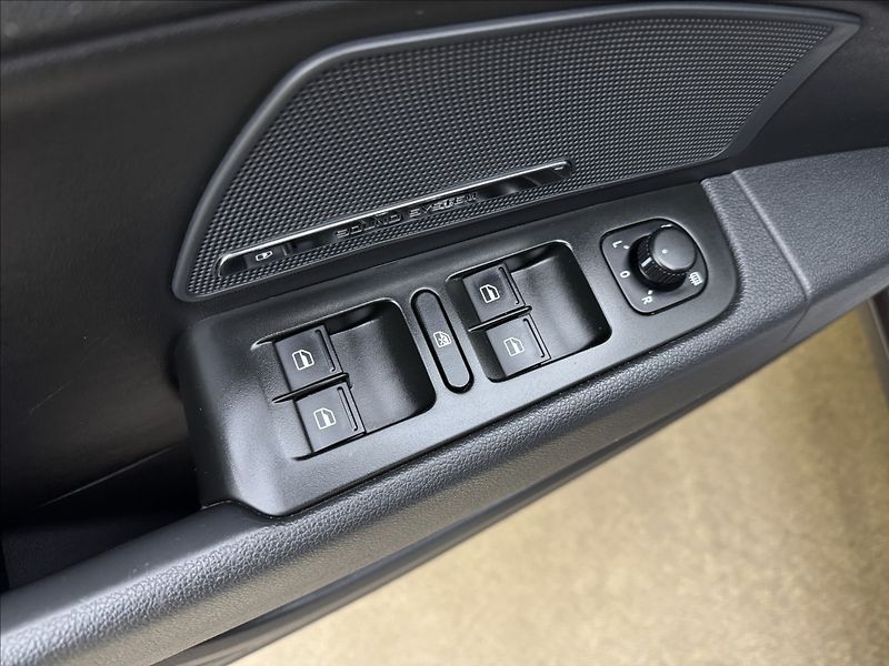 Škoda Superb 2,0 125kW L&K VÝHŘEV TAŽNÉ ČR - fotka 30 z 45