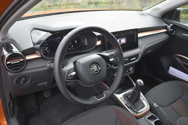 Nová Fabia v Jizerských horách s výhledem na Ještěd