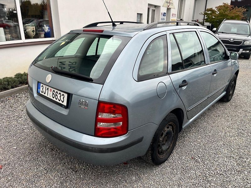 Škoda Fabia (2003) 1.9 TDI - fotka 2 z 15