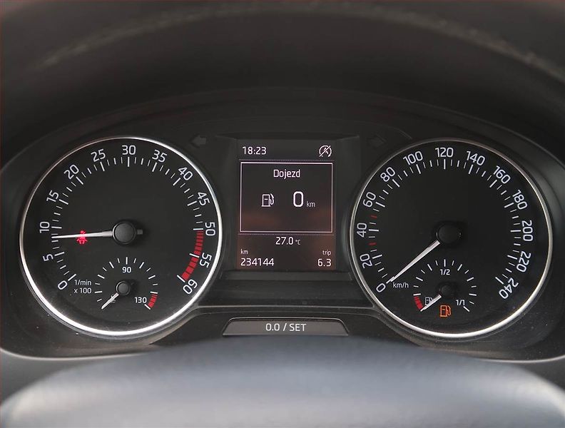 Škoda Rapid (2016) Spaceback 1.4 TDI - fotka 11 z 18