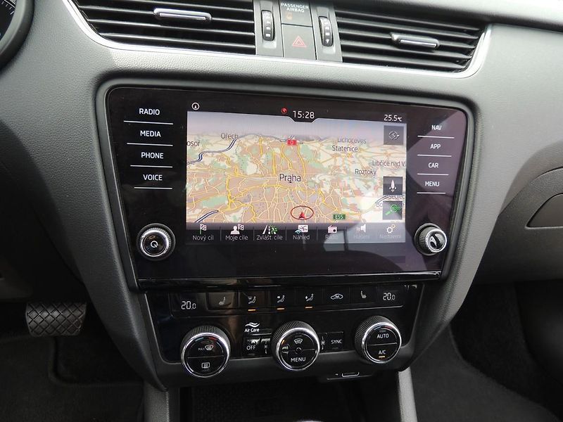 Škoda Octavia (2019) 2.0TSI,140kw,DSG,4x4,TZ,Style - fotka 30 z 49