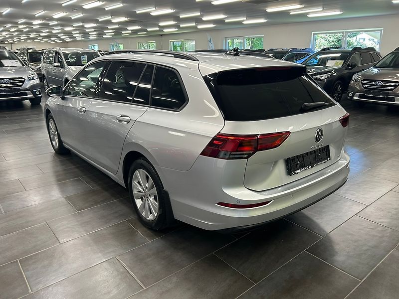 Volkswagen Golf (2023) 1.5 TGI Comfort AUT 2023 | Zár - fotka 5 z 58