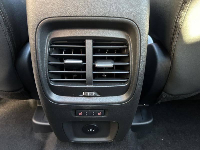 Ford Kuga ST-Line X 2.5 PHEV 134 kW - fotka 13 z 44
