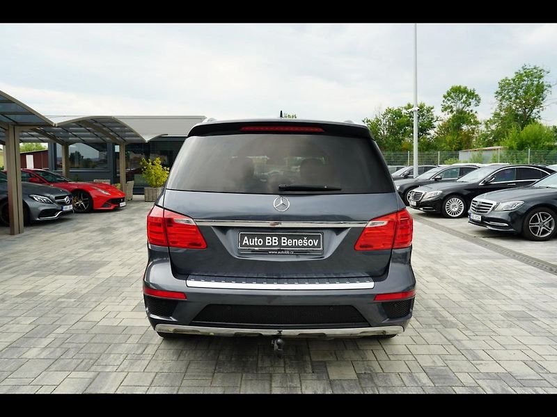 Mercedes-Benz GL 350d, 4Matic, AMG, 7míst, - fotka 5 z 50