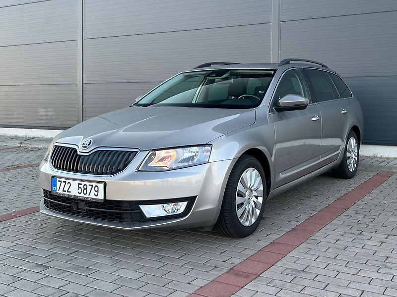 Škoda Octavia 1,6 TDi 81kW STYLE-KAMERA.P - fotka 1 z 42