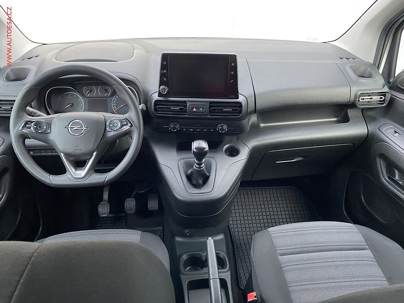 Opel Combo (2020) 1.2T MAXi, 1.maj,ČR, ENJOY - fotka 8 z 18