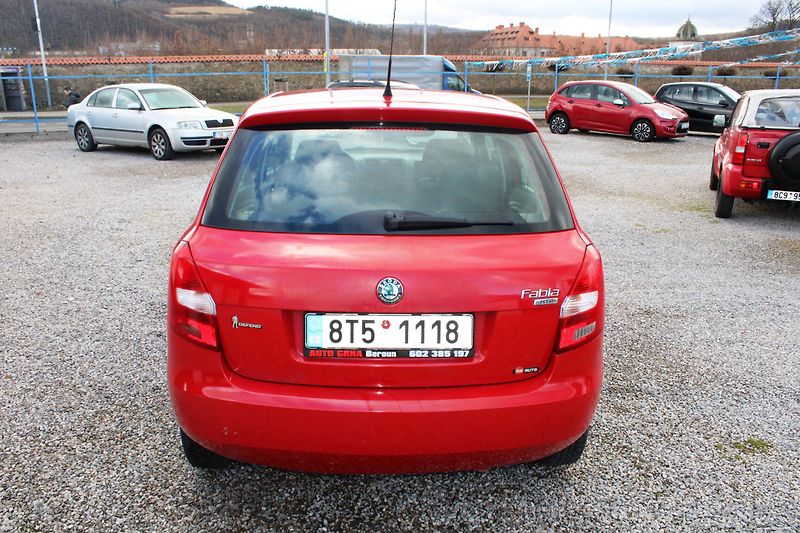 Škoda Fabia (2010) REZERVACE - fotka 6 z 16