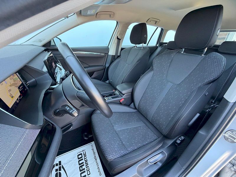 Škoda Octavia (2021) Combi 2.0 TDI 85kW Style - fotka 6 z 35