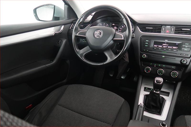 Škoda Octavia (2013) Ambition 1.2 TSI, Tempomat - fotka 7 z 14