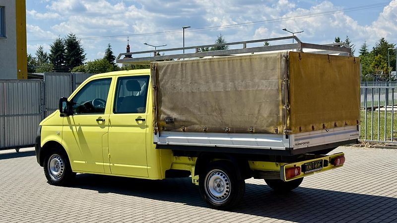 Volkswagen Transporter (2015) 2.0TDi*84kW*KLIMA*6MÍST*DOKA* - fotka 2 z 25