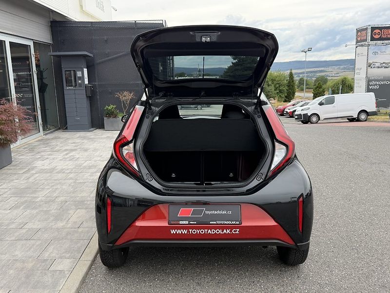 Toyota Aygo 1.0i, Style, DPH - fotka 6 z 24