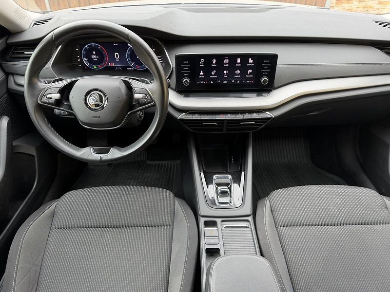 Škoda Octavia (2023) 2.0TDi DSG Liftback - fotka 7 z 12