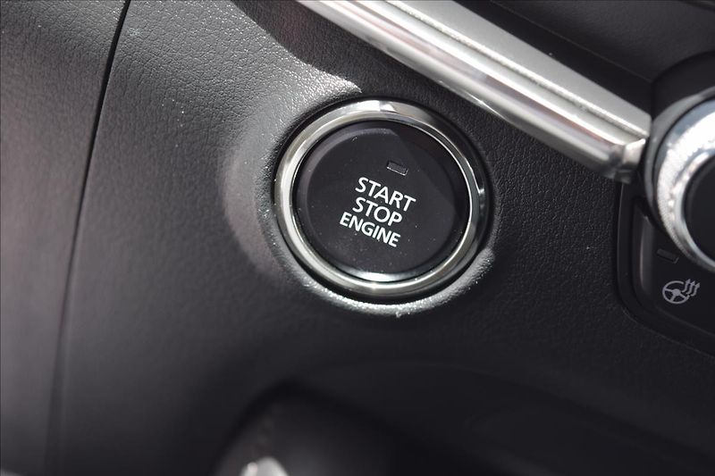 Mazda 3 2,0 i 90KW NÍZKÉ KM KUŽE ALU - fotka 47 z 55