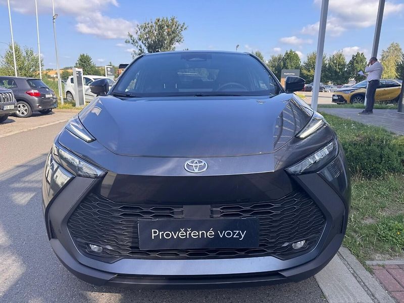 Toyota C-HR 1.8 Style - fotka 8 z 13