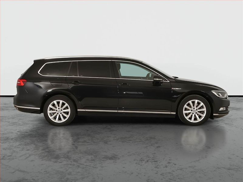 Volkswagen Passat (2016) Highline 2.0 BiTDI, 4X4 - fotka 6 z 18