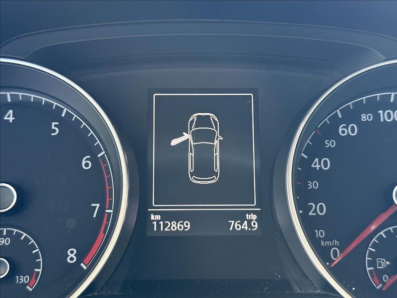 Volkswagen Golf 1,4   TSI 92kW,HIGHLINE,SERVIS - fotka 13 z 24