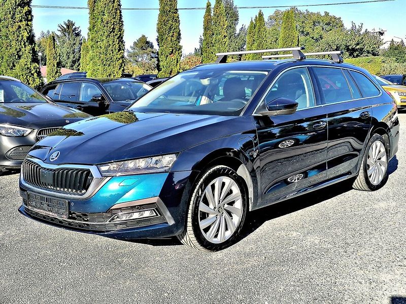 Škoda Octavia (2021) 1.4 TSi iV PHEV 150kW Plug in - fotka 2 z 39
