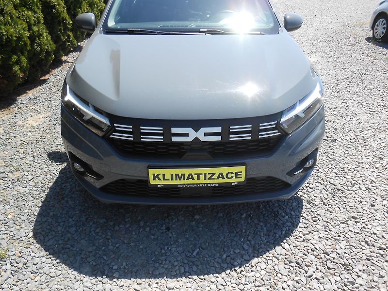 Dacia Sandero 1.0TCe+LPG,KLIMA,LED!! - fotka 36 z 41
