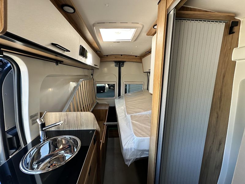 Karmann DEXTER 570 AWD TOP CENA - fotka 12 z 23