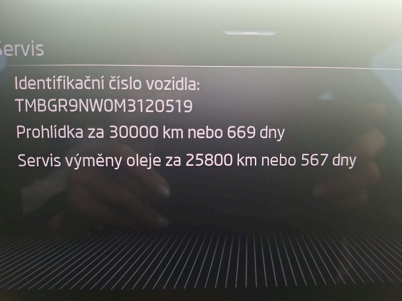 Škoda Kamiq (2021) 1.0 TSI / 81 kW / 7DSG / STYLE - fotka 26 z 35