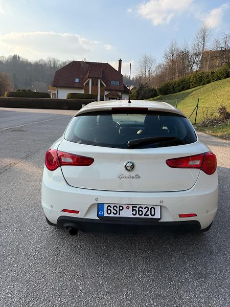 Alfa Romeo Giulietta (2012) - fotka 4 z 9