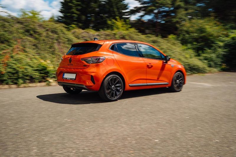 Renault Clio (2025) E-Tech Hybrid, Esprit Alpine - fotka 32 z 32