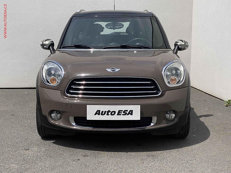 Mini Countryman (2011) 1.6 i, AC - fotka 2 z 15