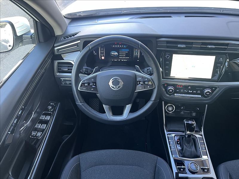SsangYong Korando 1,5 GDI  AT 2WD STYLE+ TECH - fotka 11 z 26